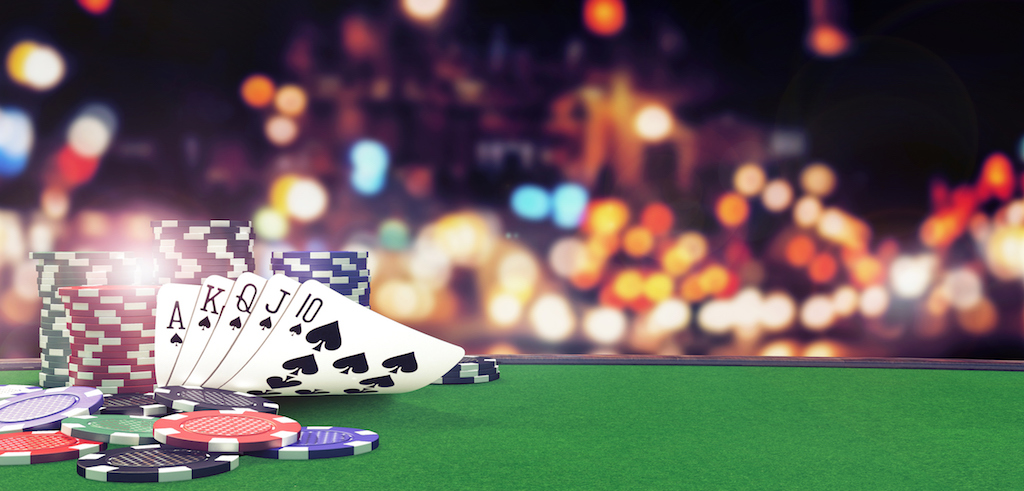What are the pros and cons of playing poker for a living? | Online Casino  Slots Max